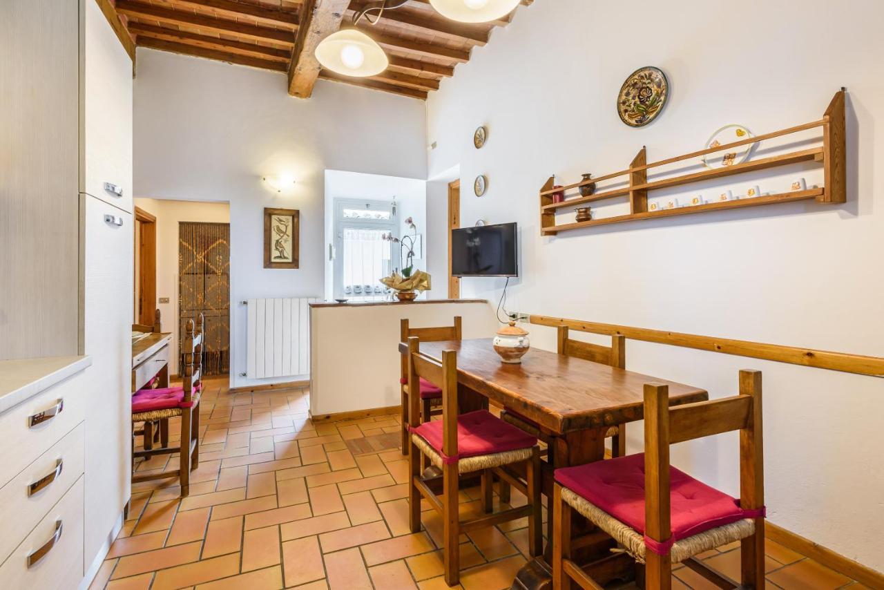 Apartment Tenuta Poggio Ai Mandorli